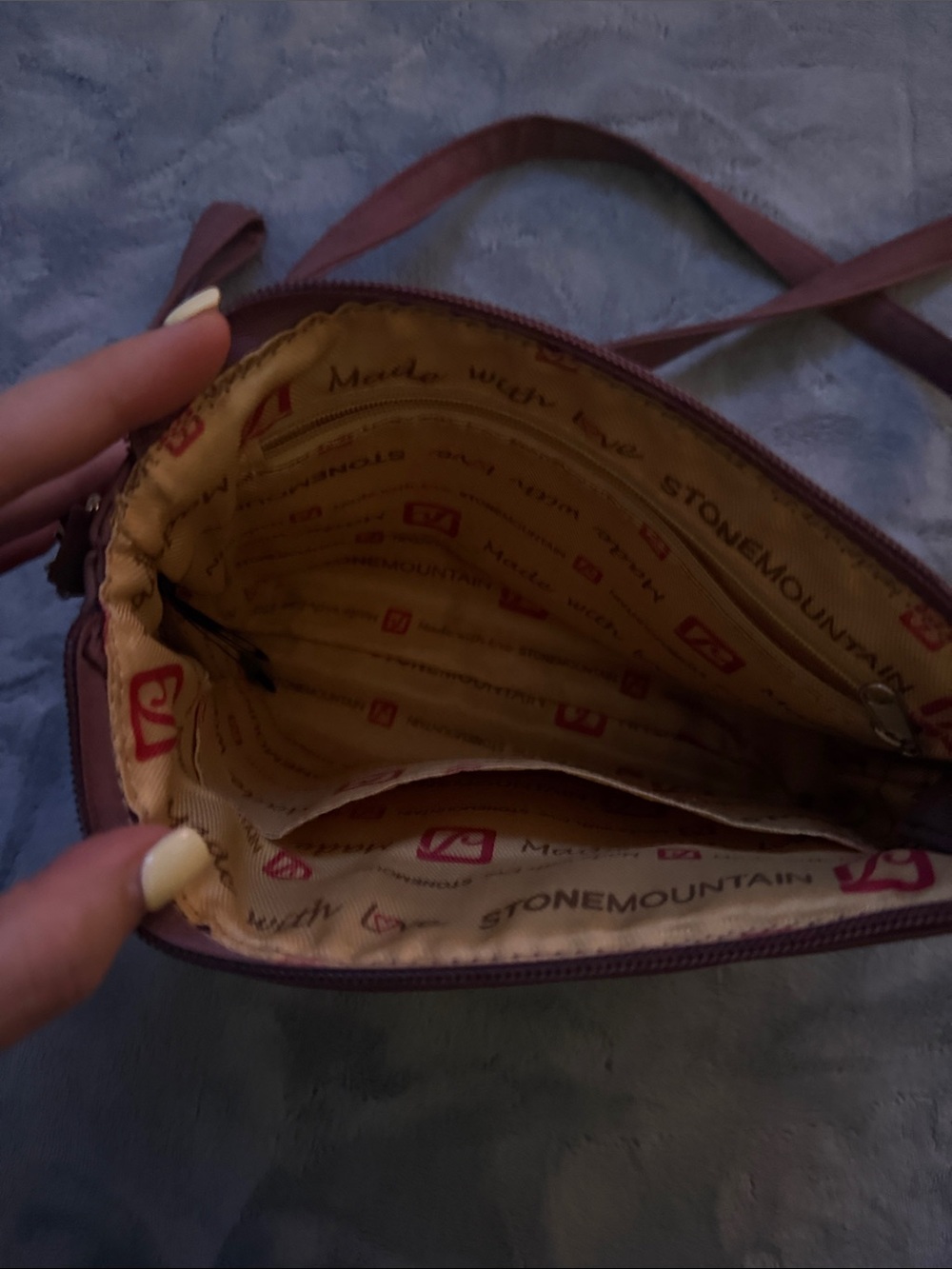 Stone Mountain Crossbody Bag - Picture 4 of 5